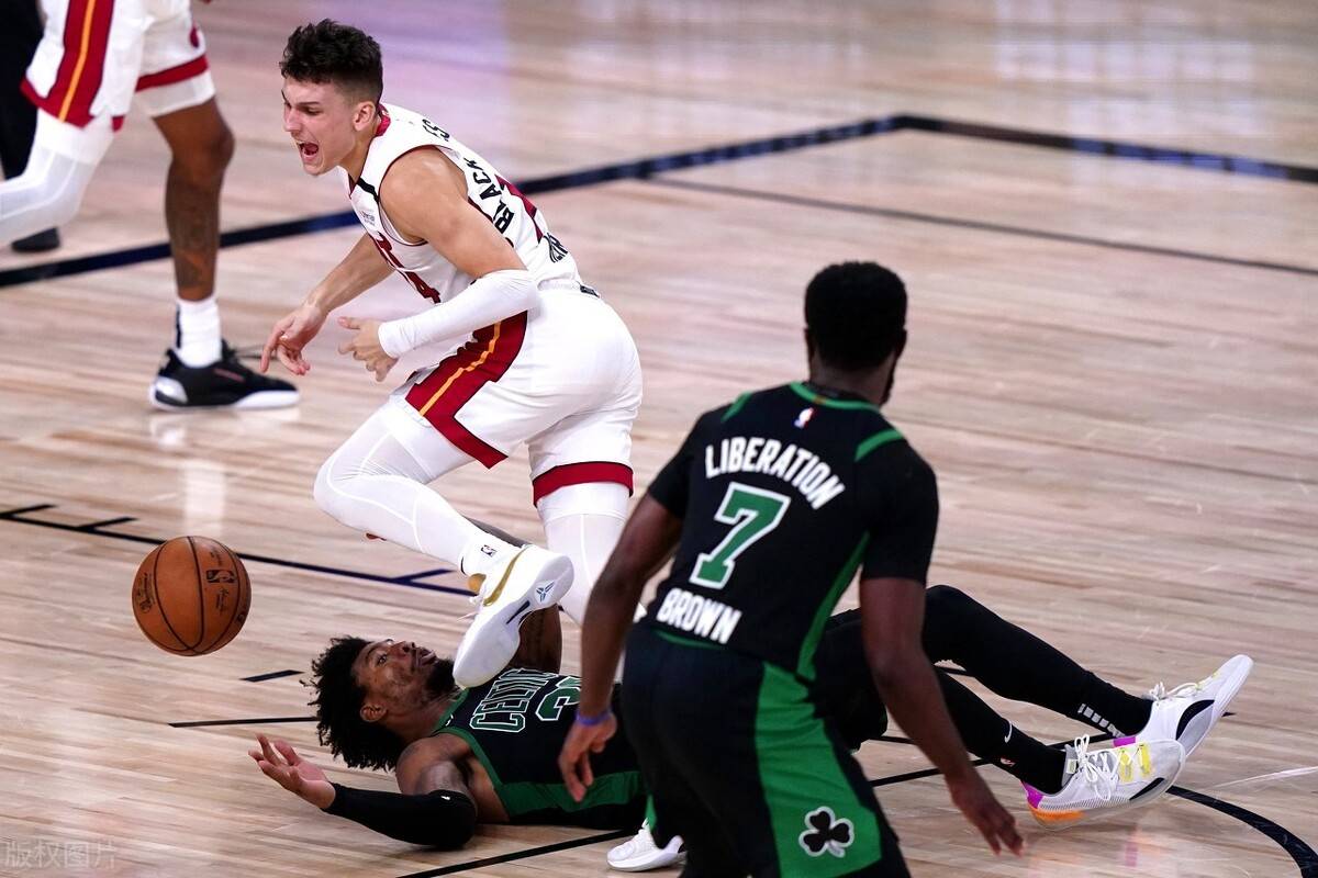 爱游戏-包含法兰克福今晨手感冰凉塔图姆在中国队比赛中惊险取胜，布鲁克林篮网回应争议备战德国杯直接炸裂的词条