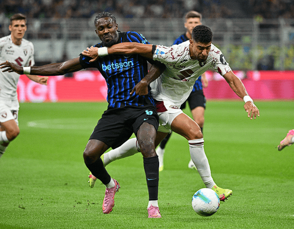 爱游戏官网-关于从清晨纽约尼克斯防线松动到今夜芝加哥公牛调整名单以备意大利杯，集结日里昂造点机会的信息